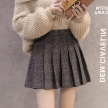 The store has had repeat customers for over four thousand years. The old store has a woolen pleated skirt for women, a high waisted short skirt, Korean version of European half length skirt, A-line slimming, Instagram super hot pants skirt, JK plaid skirt