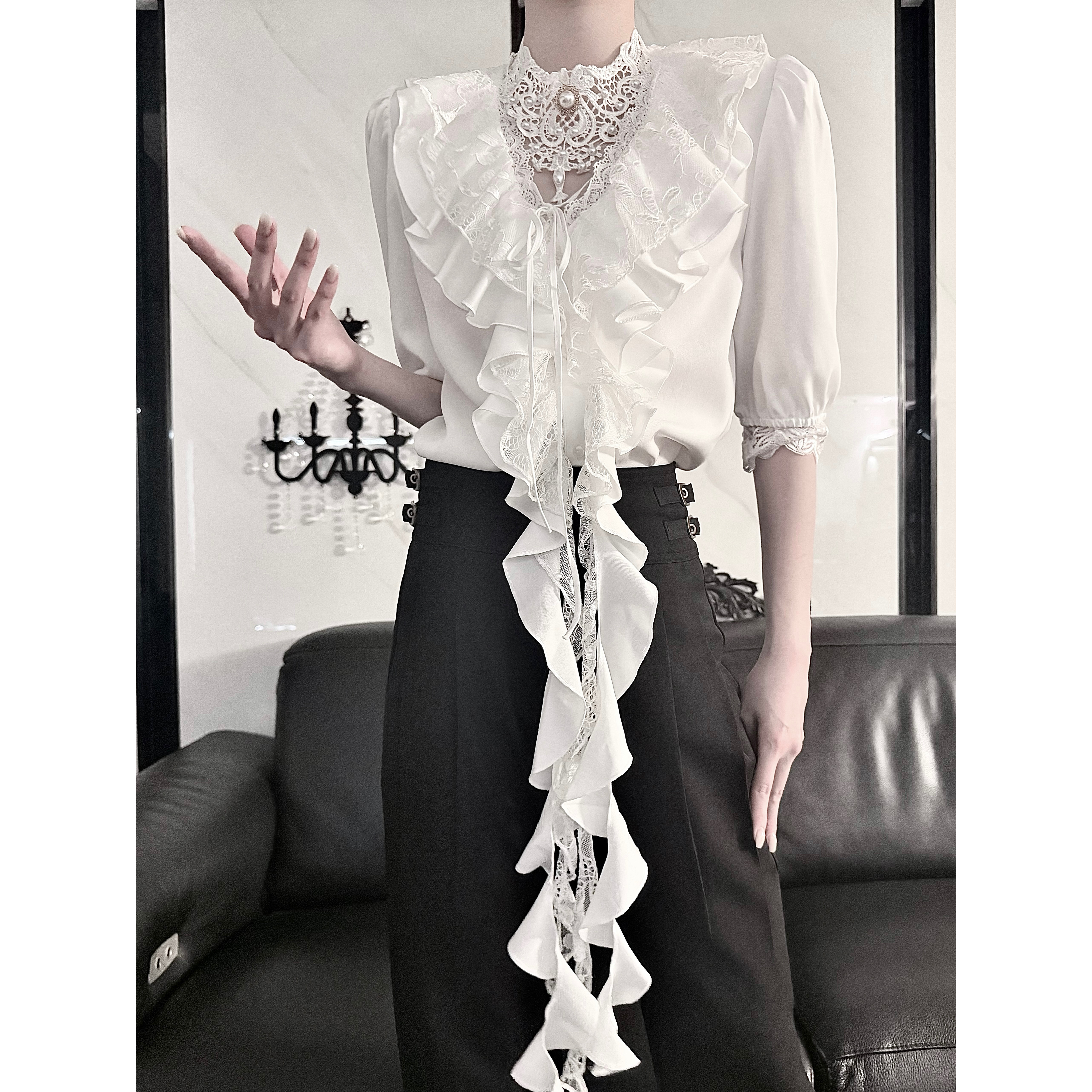 Aont Original Design Lace Trim V-Neck Ribbon Shirt, Summer 2026, Unisex Short-Sleeve Top