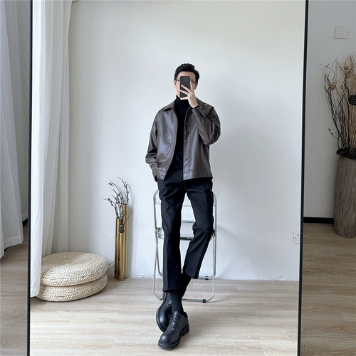 Короткая дизайнерская куртка, изысканный стиль, свободный крой