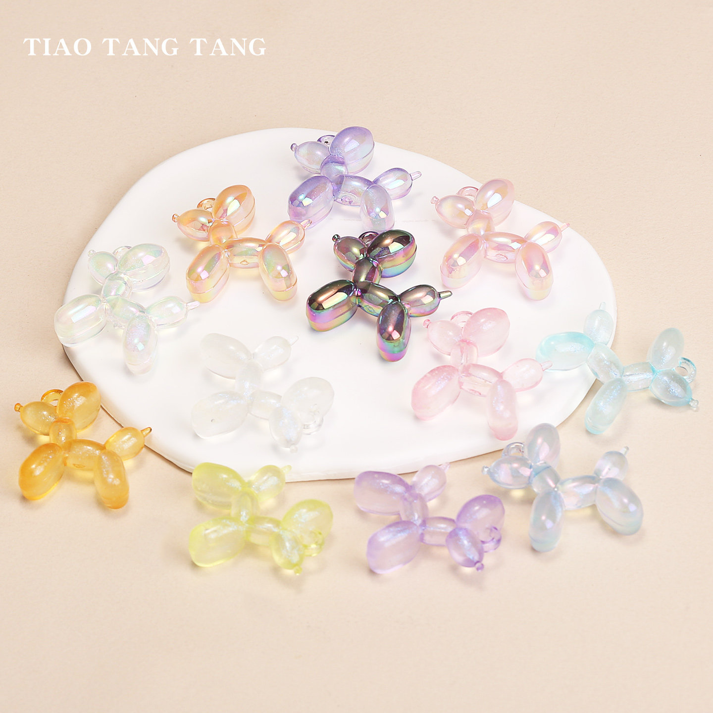 DIY Balloon Dog Keychain Pendant, Glow-in-the-Dark Acrylic Accessory, Fresh and Colorful Decorative Mobile Phone Chain Jewelry