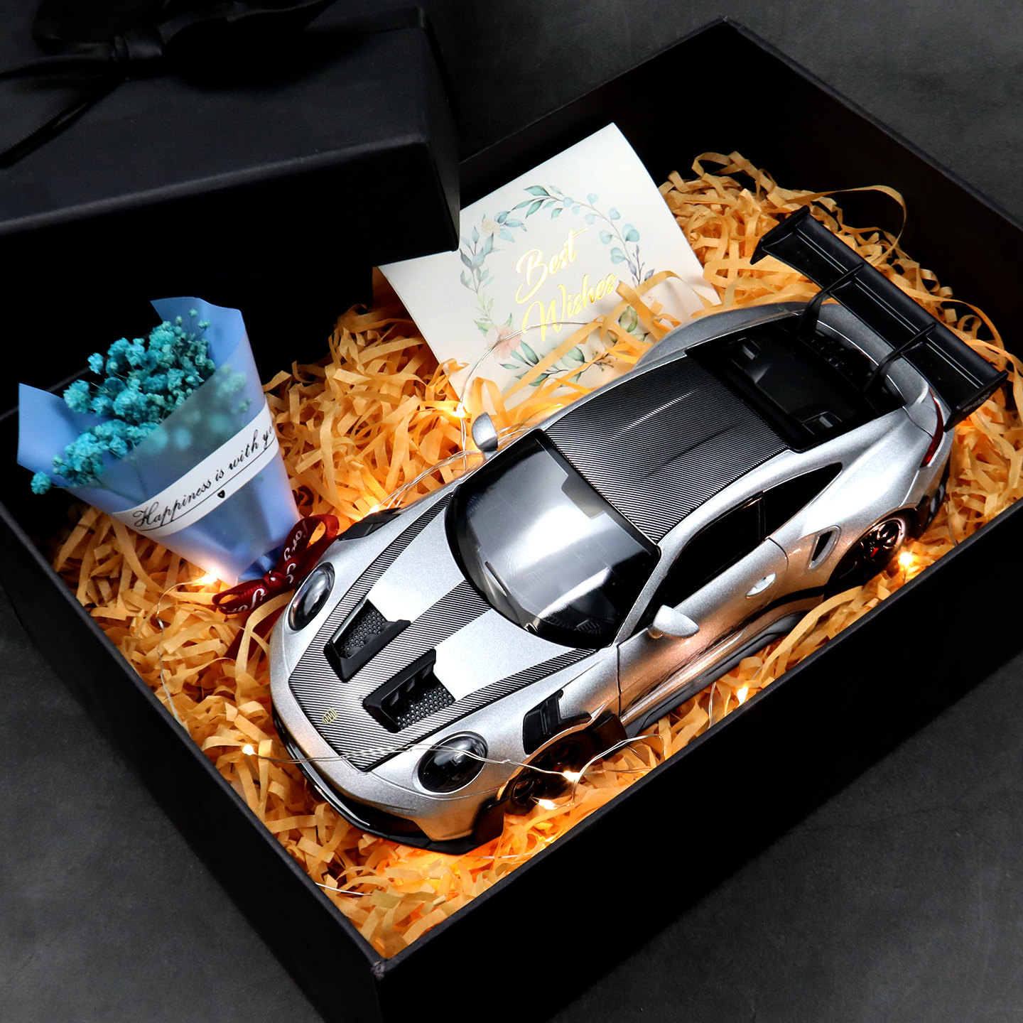 Легкосплавный автомобиль Porsche 911 GT3 RS ограниченной серии...