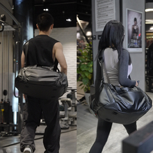 Tracker Fitness Bag Large Capacity Dry Wet Separation Training Sports Bag One Shoulder Handheld Crossbody Luggage Bag