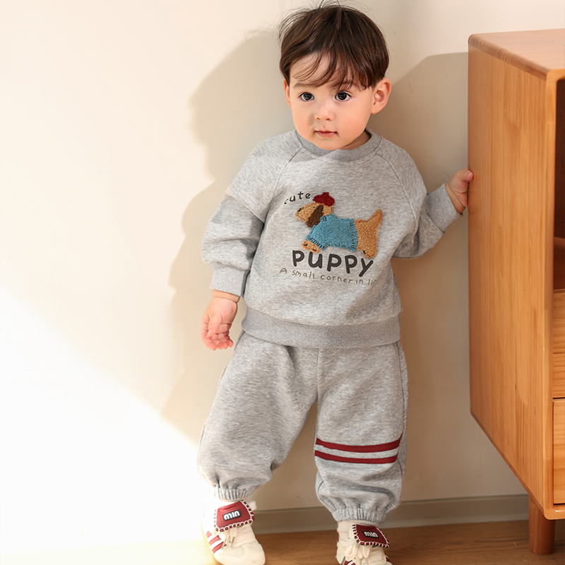 Little O dad boy/ весенне-осенний спортивный свитер для маленьких мальчиков, новинка 2025 года, детская осенняя одежда с мультяшным принтом