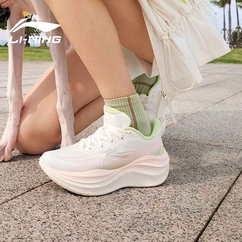 Li Ning Lingbo 2 | Кроссовки для бега; женская легкая амортизирующая осенняя новая повседневная спортивная обувь с повышенной воздухопроницаемостью на толстой подошве