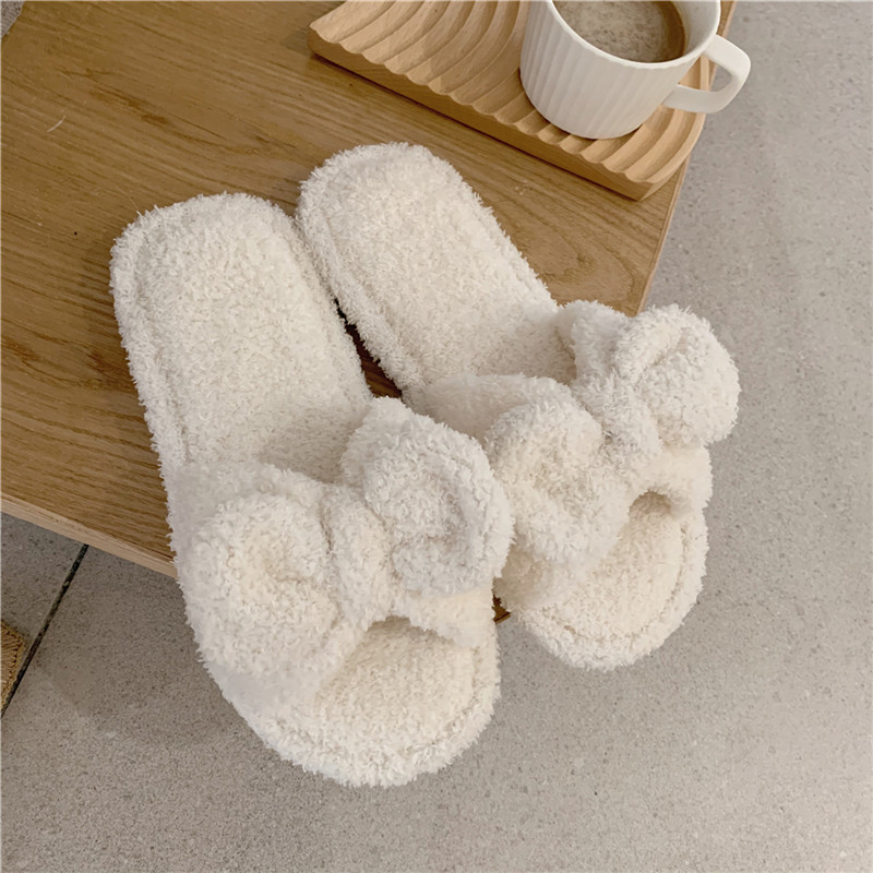 Girly bow-knot plush slippers for women, autumn and winter, warm, non-slip, soft sole, cute one-strap cotton slippers.