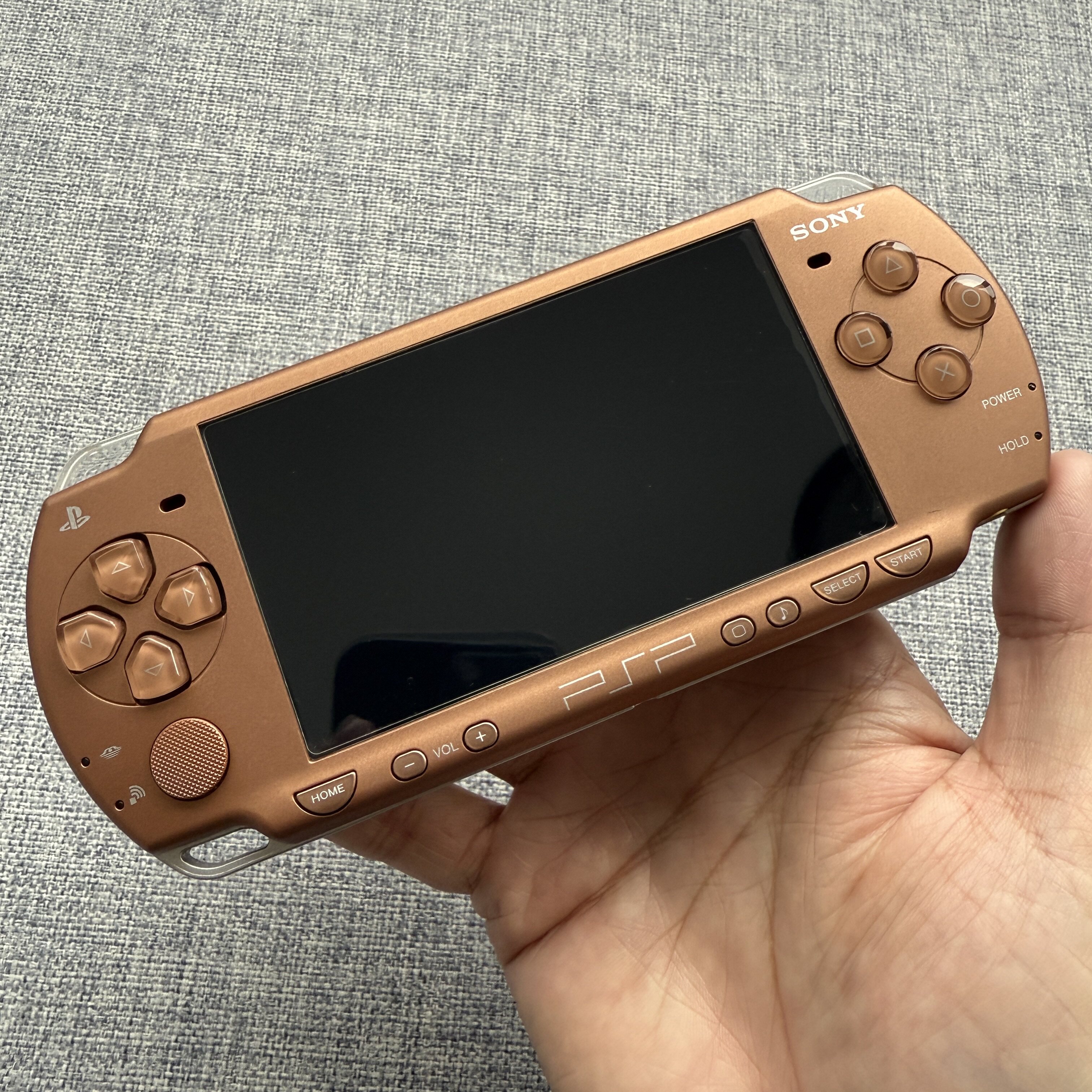 Супер красивый смартфон Sony Japan среднего возраста оригинального матового медного цвета PSP2000 handheld stand-alone без коробки