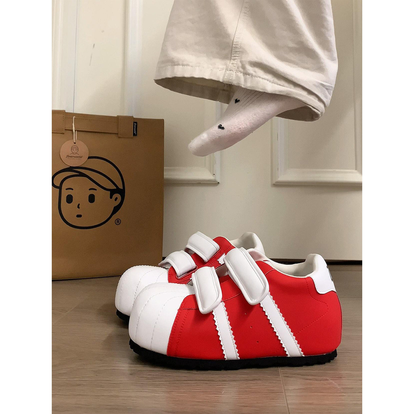 Женская обувь Dexun bread shoes на липучке с уродливой милой головкой-ракушкой, новинка 2025 года, универсальная повседневная спортивная обувь с внутренней отделкой