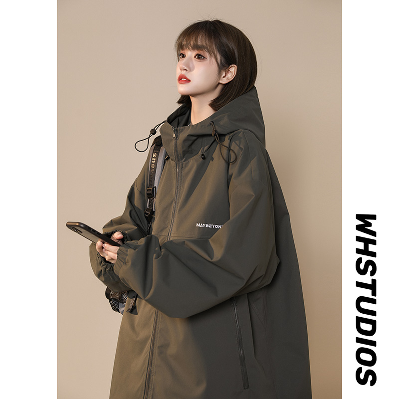 Весенне-осенняя куртка с капюшоном minette2025 от бренда, женская свободная уличная альпинистская трехслойная куртка