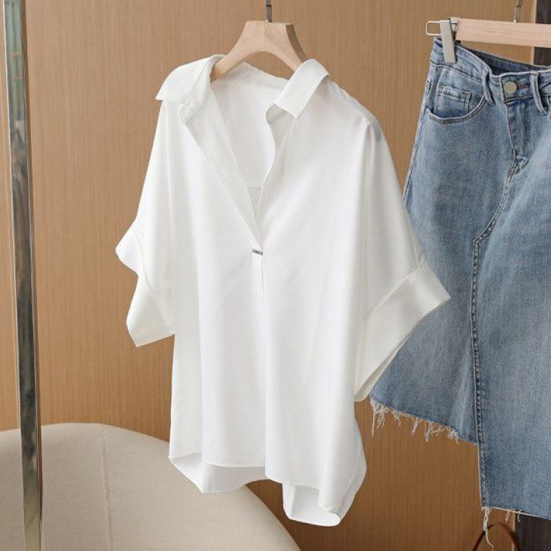 Women's white short-sleeved shirt, 2026 summer new style, batwing sleeve, loose and versatile, slimming pullover chiffon top.