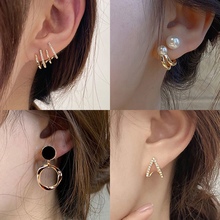 Hot selling earrings for women, minimalist Instagram, cool and cool Korean style, fashionable and high-end earrings, trendy and personalized internet celebrity earrings