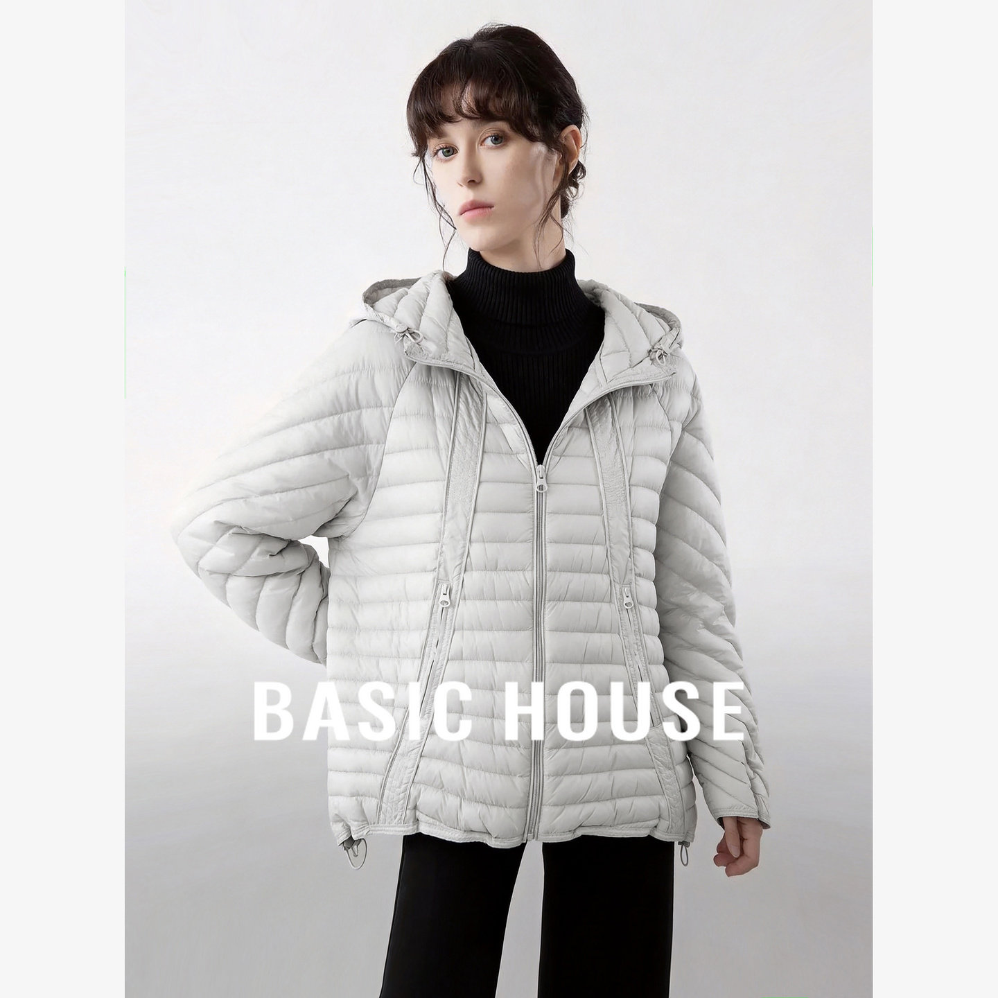 Женский свободный и универсальный теплый пуховик на белом утином пуху Basic House/Baijia Good - легкий пуховик с капюшоном Ribs