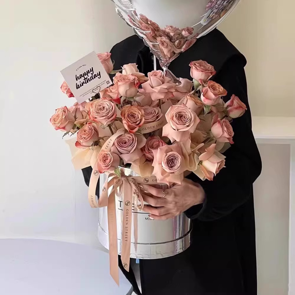 Высококачественный взрывной стиль immortal flower simulation soap flower kabu rose hug bucket эксклюзивный подарок на день рождения для подруг и приятелей