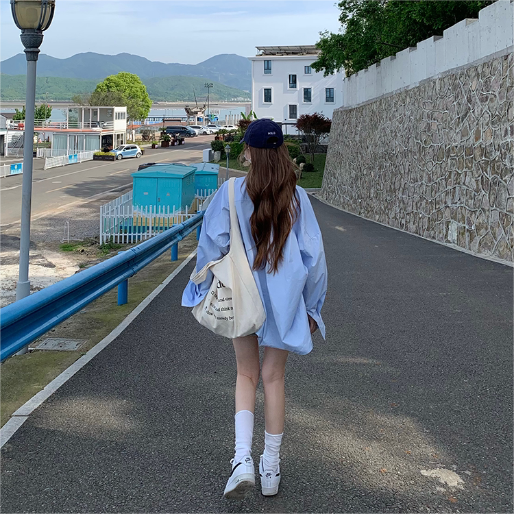Yilann Blue Mid-Length Shirt for Women, 2026 New Spring Style, Casual, Loose-fitting, Korean Style, High-end Long-sleeved Top