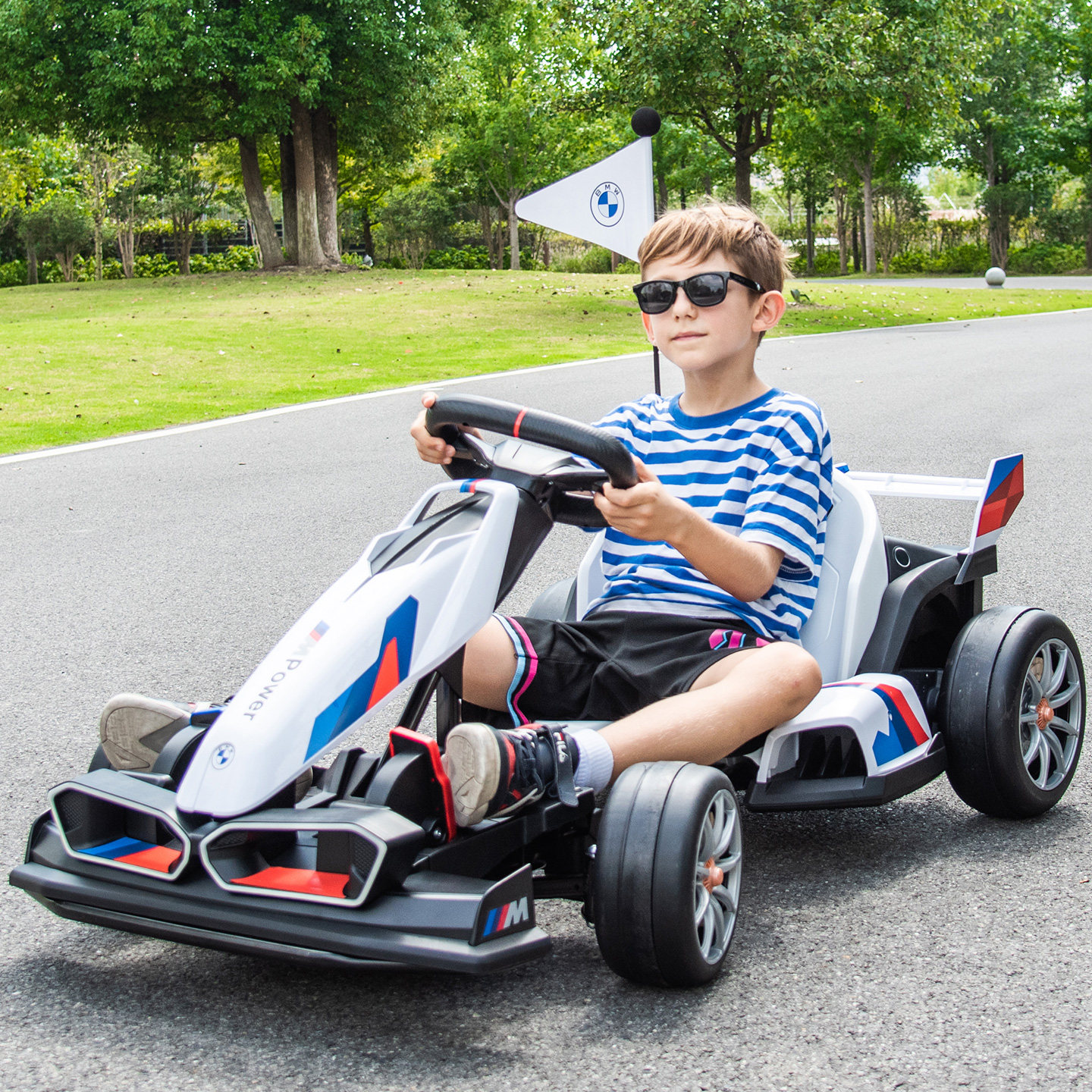 Новый детский четырехколесный гоночный автомобиль electric kart может устанавливаться на взрослые и детские дрейфующие детские игрушечные машинки