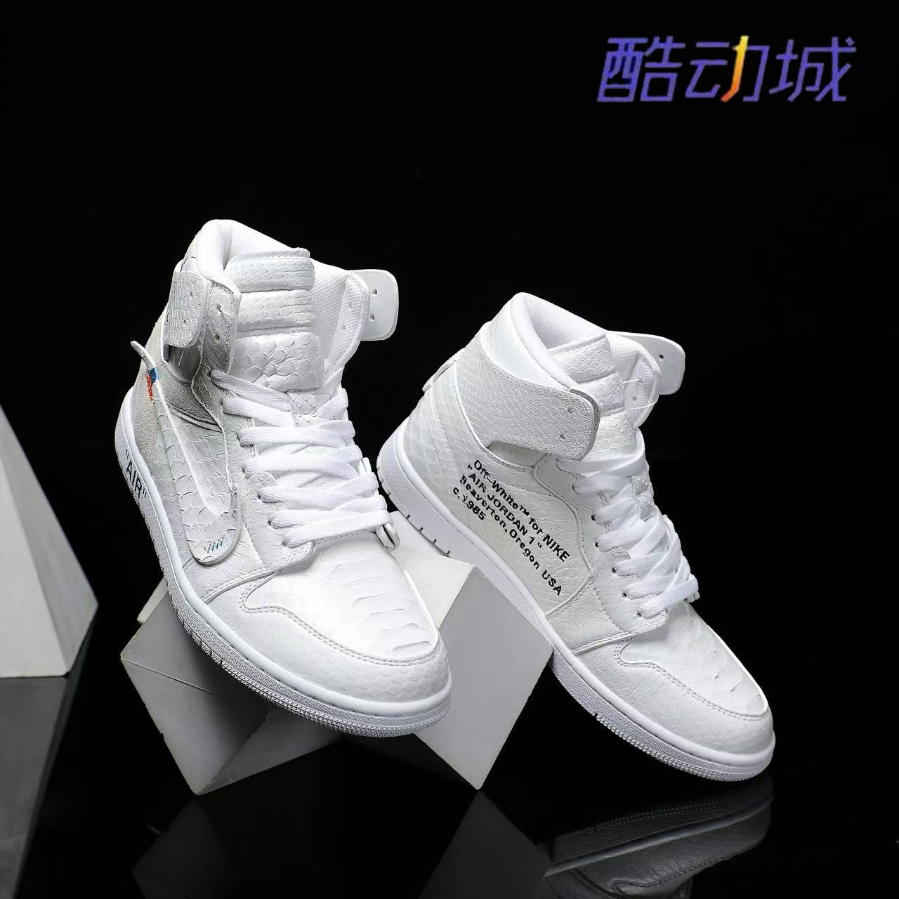 Nike Nike 【Кроссовки на заказ】 Air Jordan1 из чистой белой кожи питона-пара модных туфель с высоким берцем