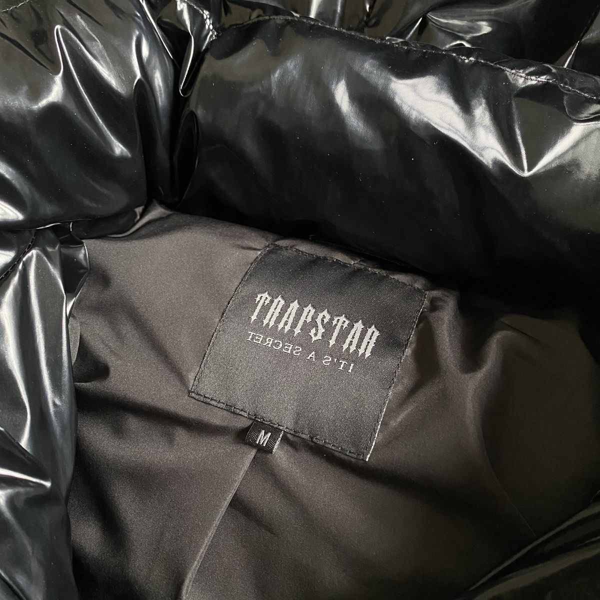 Лондонская блестящая мужская пуховая хлопчатобумажная куртка Trapstar высшего качества с вышивкой Drill