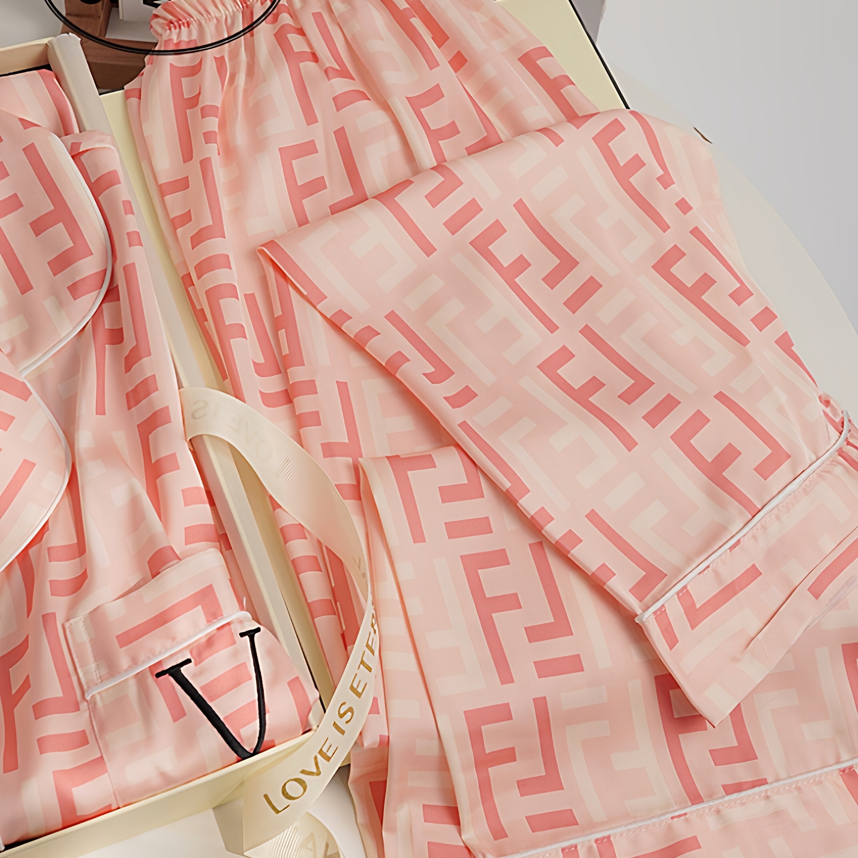 Шелковая пижама Victoria mulberry silk с накладками на груди, женские весенне-осенние брюки высокого качества с короткими рукавами, домашняя одежда из трех предметов