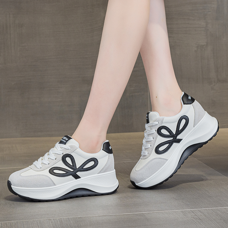 Повседневная женская обувь на толстой подошве, универсальная старая обувь из воловьей кожи, дышащая и легкая спортивная обувь, трендовая белая осенняя обувь 2025 года
