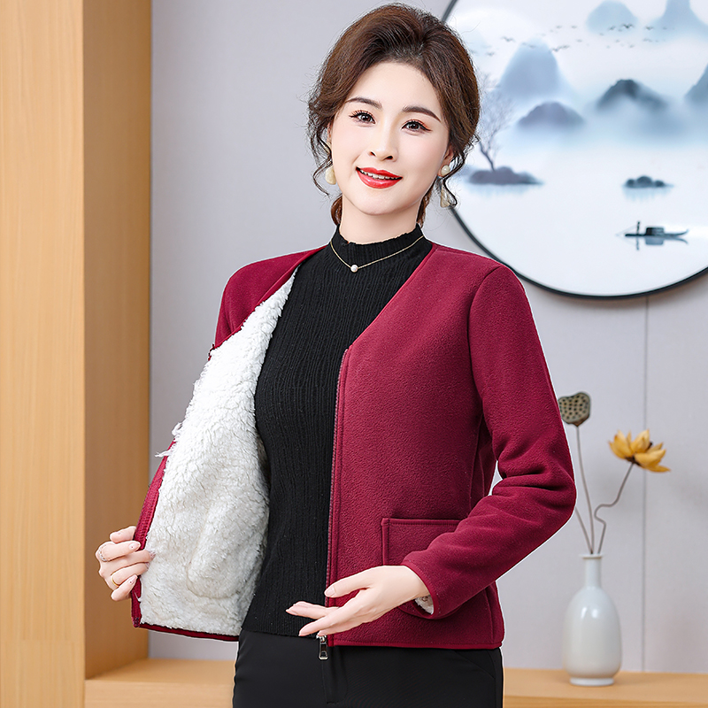 2025 осень и зима, новый стиль, плюс бархатная стеганая куртка на толстой подкладке, женская короткая маленькая стеганая куртка для мамы, теплая флисовая куртка