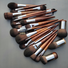 Ten year old shop with over 20 colors of makeup brushes, Make up log series, 124 loose powder brushes