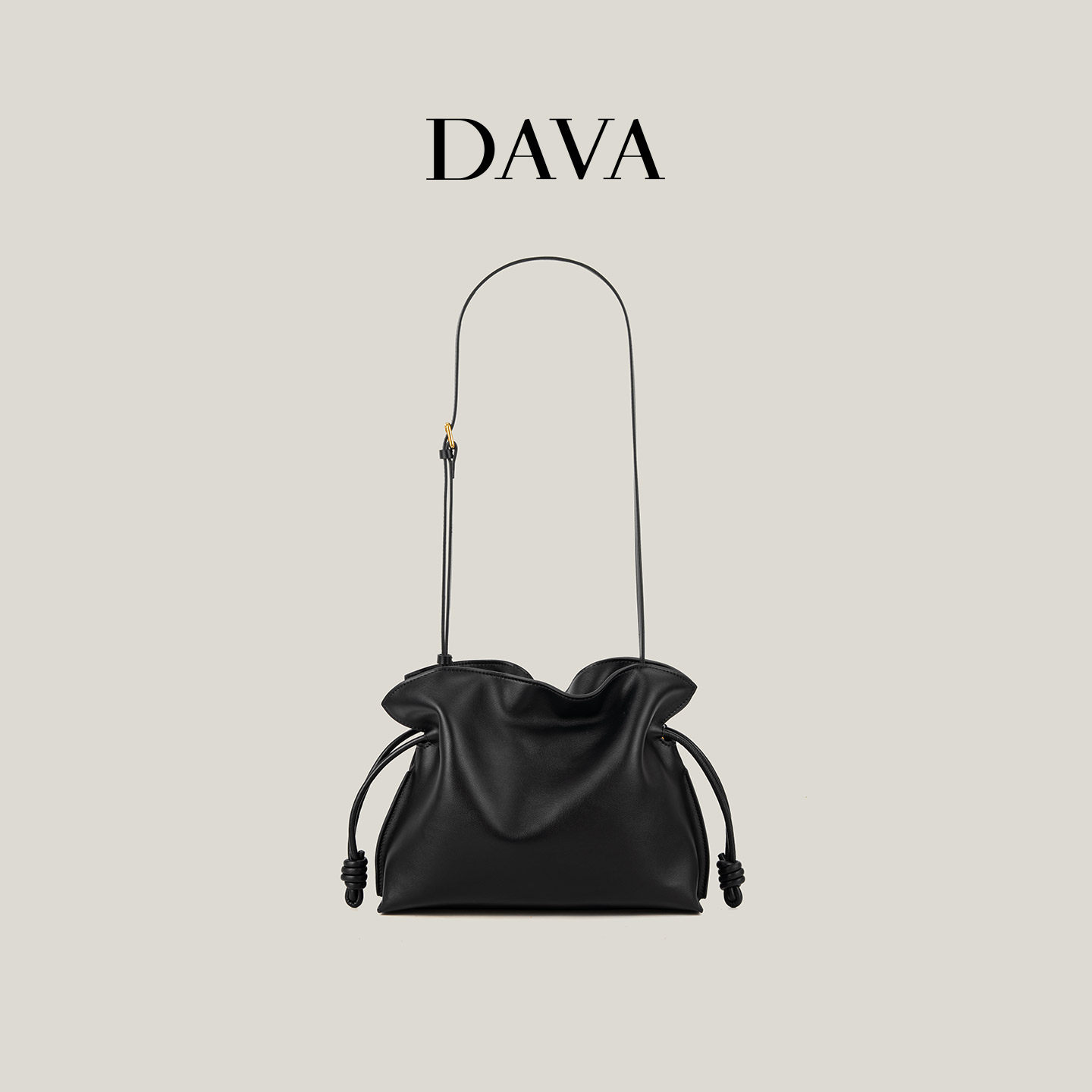 Французская кожаная сумка DAVA lucky bag cloud bag женская новинка 2026 года, высококачественная сумка-мессенджер на шнурке большой емкости через плечо