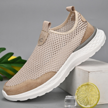 German Camel Dynamic Dad Sandals Summer Breathable Mesh Outdoor Anti slip Elderly Shoes Men's Middle aged Mesh Shoes