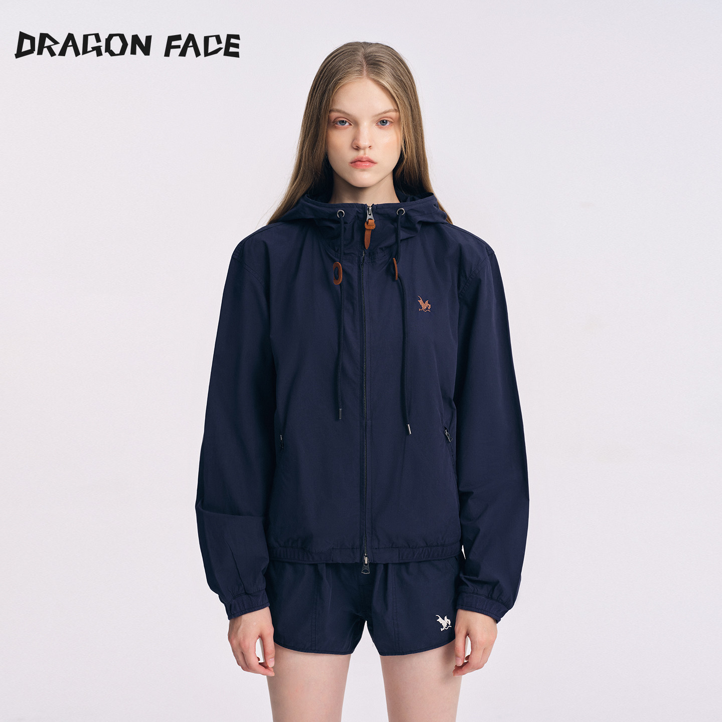 [Тот ЖЕ стиль, что и у ЗВЕЗДЫ] DRAGON FACE Легкая хлопковая куртка на молнии с капюшоном DRAGON FACE из 100% хлопка
