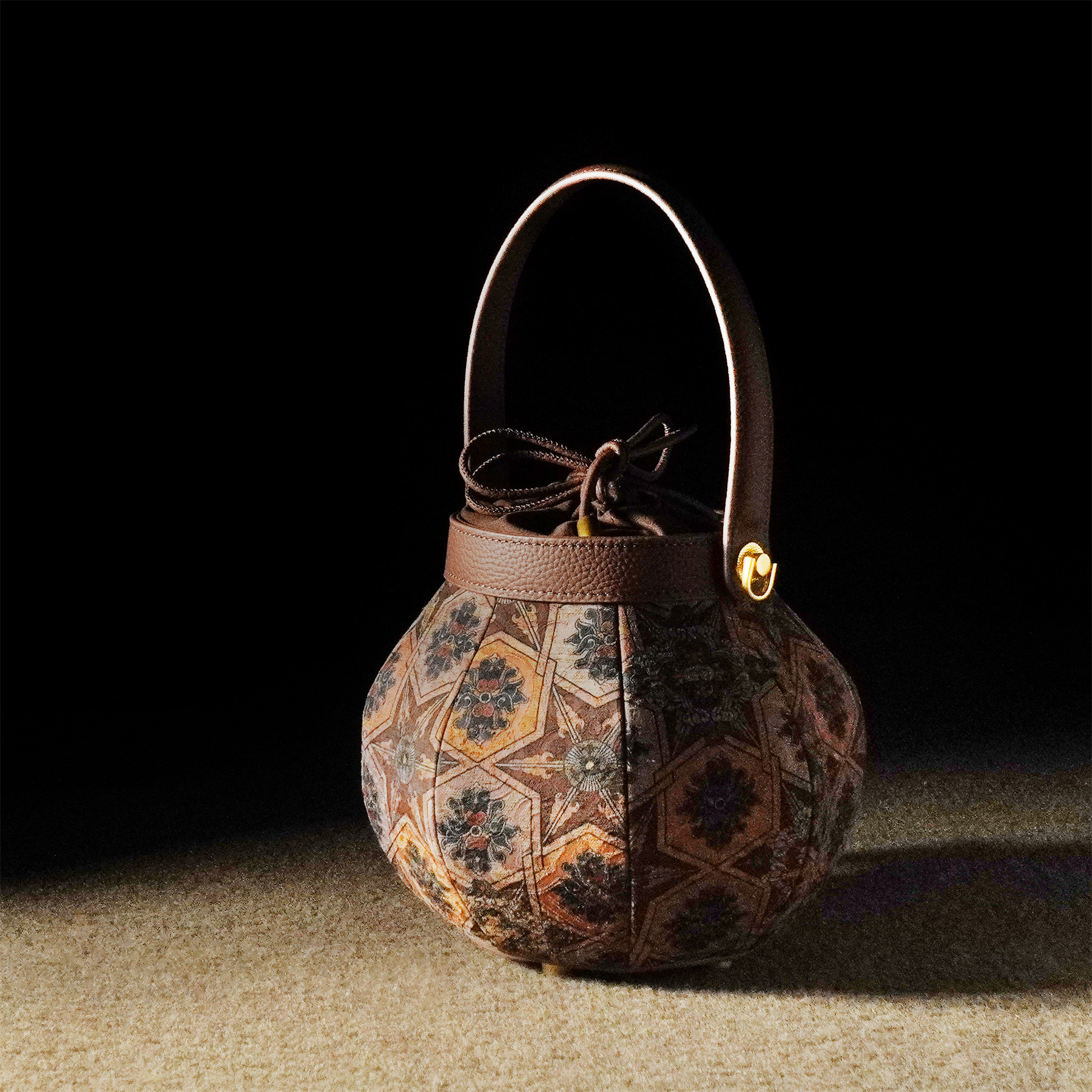 Моришита, Новый китайский стиль, нематериальное культурное наследие, Ароматная облачная пряжа, сумка-фонарь, осень и зима 2026, Новая сумочка в национальном стиле, сумка-мессенджер из воловьей кожи