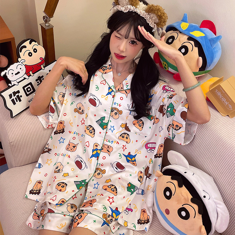 [Тип ощущения прохлады] Пижама для совместной пары Crayon Shin-chan, женская летняя одежда из ледяного шелка с короткими рукавами, мужская верхняя одежда, летняя домашняя одежда.