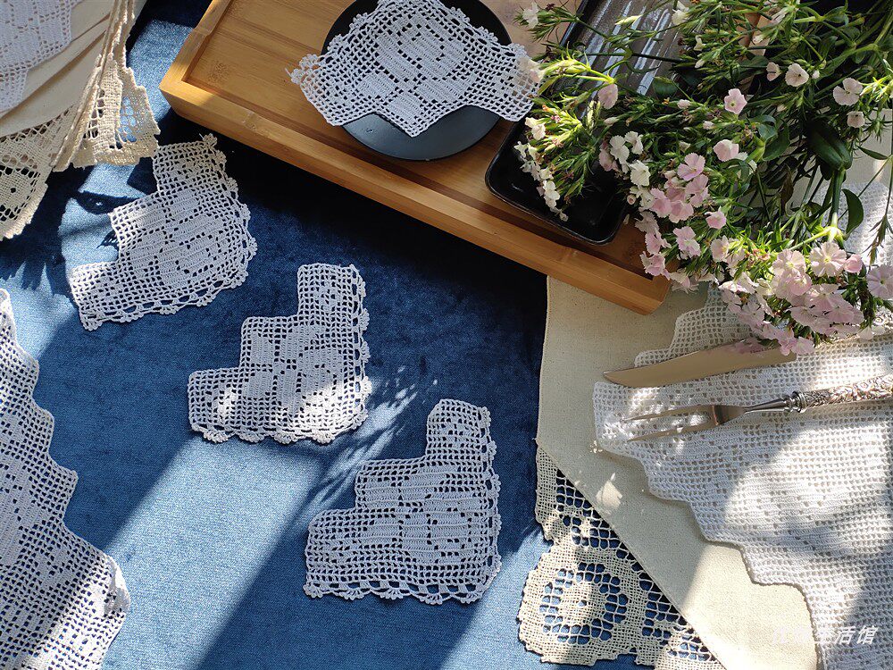 Handmade crocheted lace trim ice silk yarn napkins handkerchiefs plate mats decoration DIY accessories handmade crafts