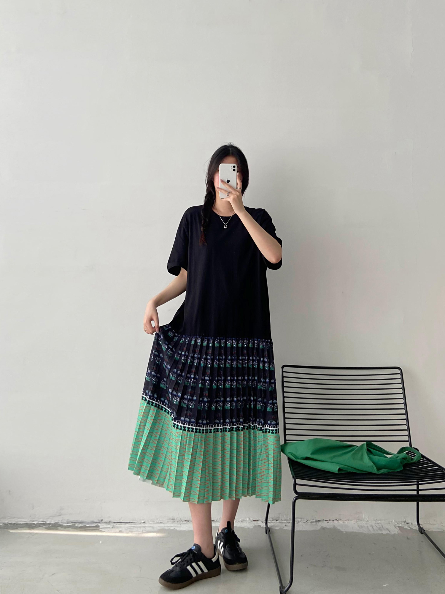 Летнее новое стильное женское корейское модное платье fat mm plus размера плюс, сшитое из двух частей, плиссированное длинное платье выше колена с короткими рукавами