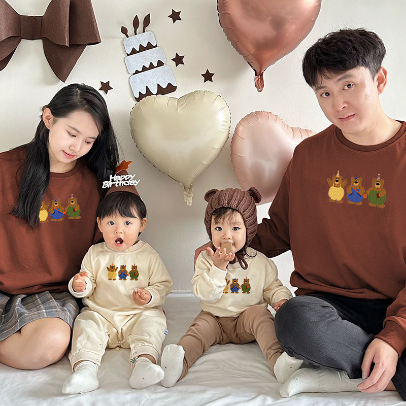 Сфотографируйте семейный портрет, одежду для родителей и детей, новый осенний свитер 2026 года для всей семьи...