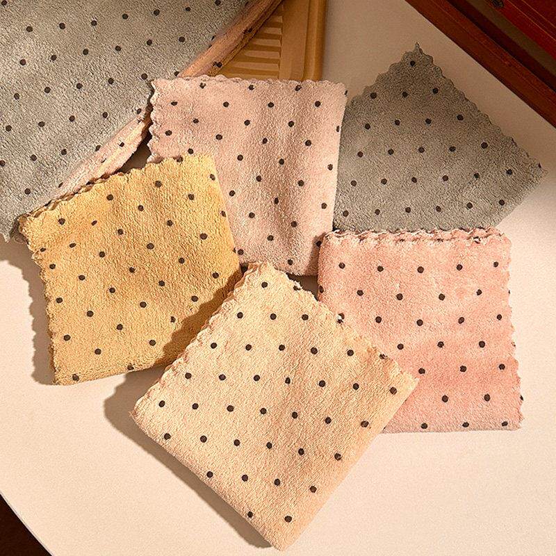 5-pack ~ Korean style polka dot absorbent cleaning cloths for household use in the bathroom...