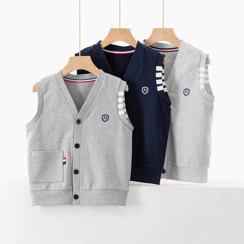 Children's pure cotton vest, spring and autumn style, boys' sleeveless top, vest, suitable for both outer and inner wear, for medium and large children.