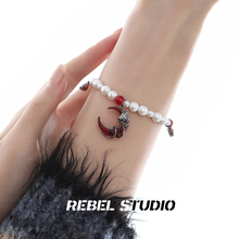 Red Crescent Pearl Bracelet, Light Luxury, Exquisite, Personalized, Fashionable, Original, and Unique Design for Girls, High Grade Handicrafts