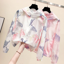 Sunscreen clothing for women in spring/summer 2023, new breathable thin loose hooded outdoor long sleeved sunscreen clothing, printed short jacket