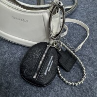 Niche fashionable and high-end street portable litchi pattern key bag, a fashionable accessory pendant, bag pendant