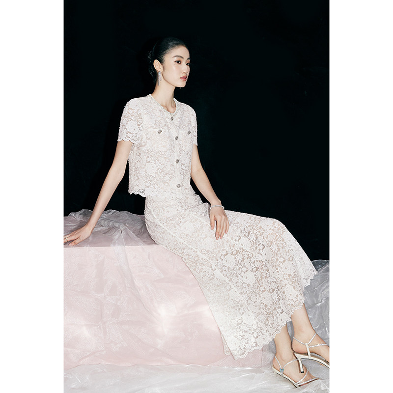 MandyZhang's "Floating Light and Shadow" Premium Series White Short-Sleeved Shirt Top and Lace Suit Skirt