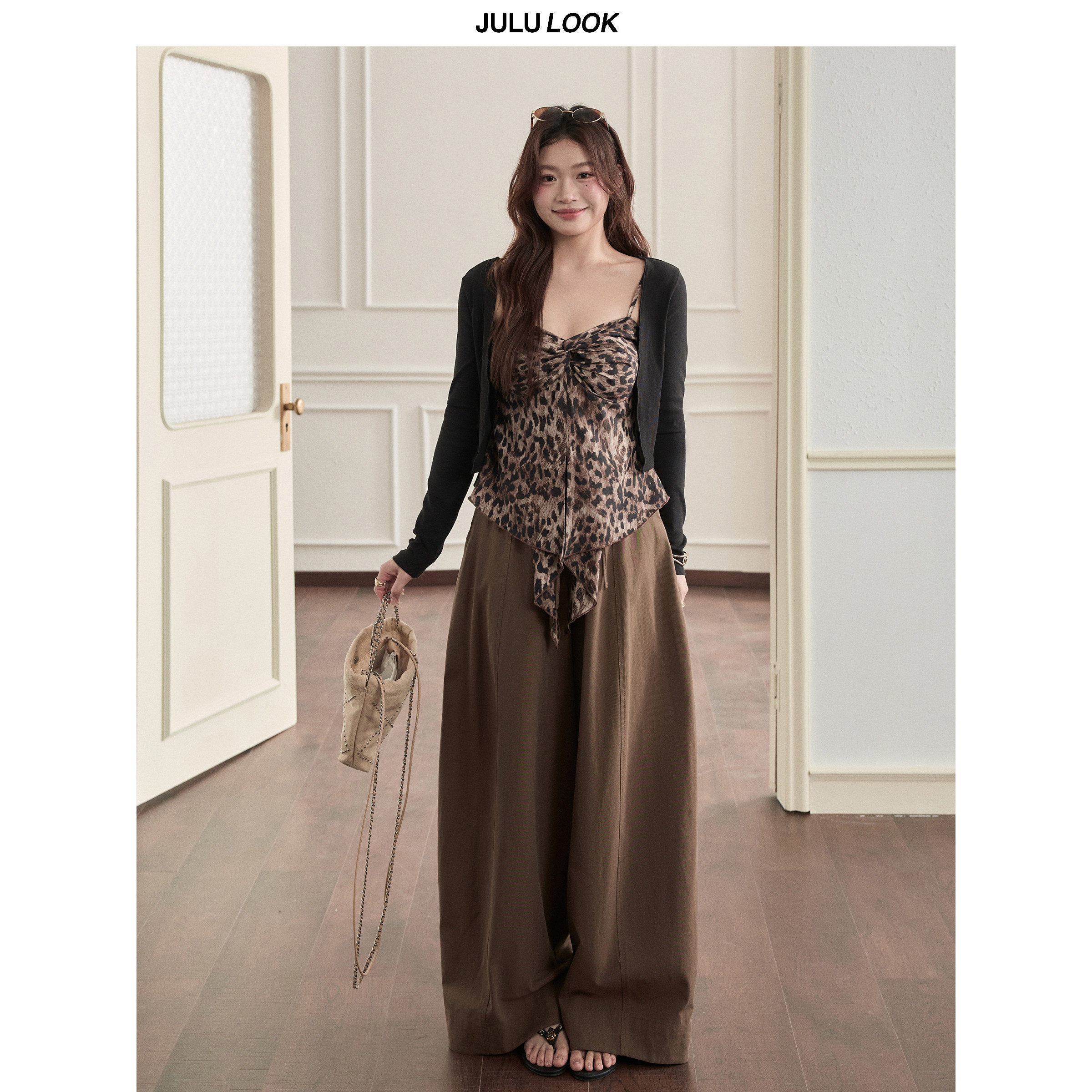 Julu Studio “Fengqi Leopard Shadow”, Толстые белые подтяжки с леопардовым принтом, Кардиган/Повседневные брюки, Костюм большого размера