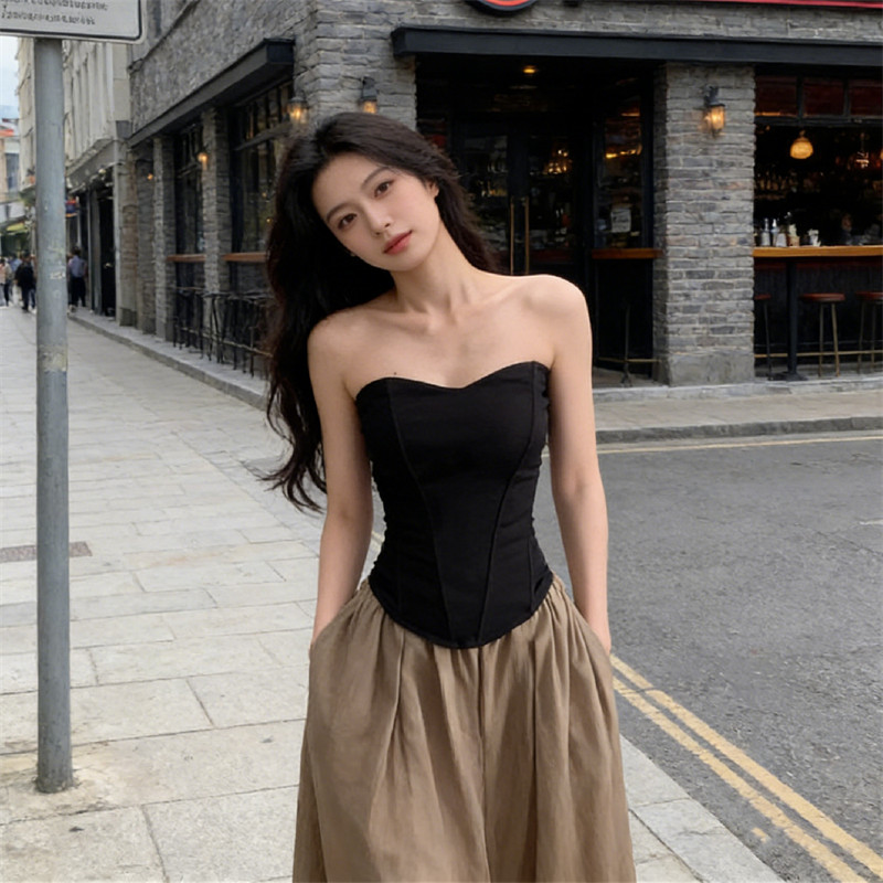 Sexy black fishbone strapless top, new summer style, slim fit...