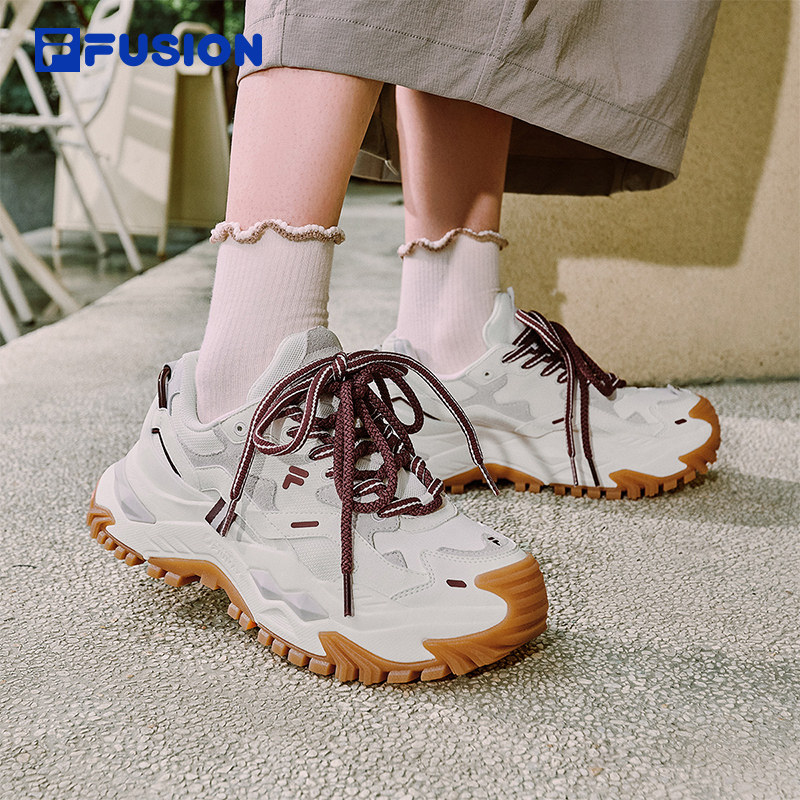 Карамель 丨 чай с молоком в новой женской обуви FILA FUSION от бренда Fila tide на платформе 2025 new daddy shoes