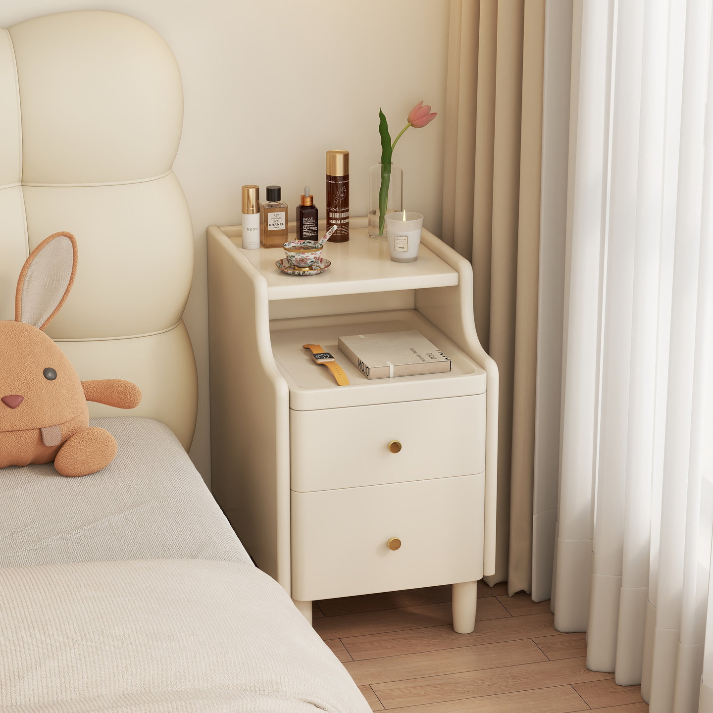 Прикроватная тумбочка из массива дерева в кремовом стиле home bedroom 2026 hot mini...