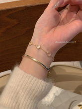 Peach tea gold minimalist double-layer bracelet