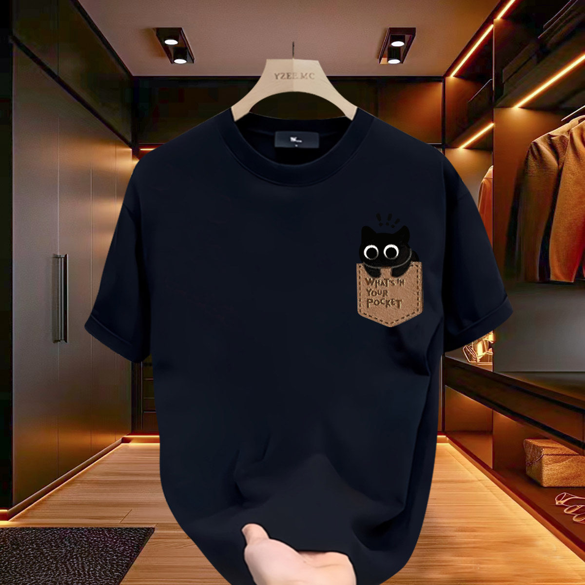 Мужская футболка из плотного хлопка с короткими рукавами и веселым летним рисунком в стиле американского ретро...