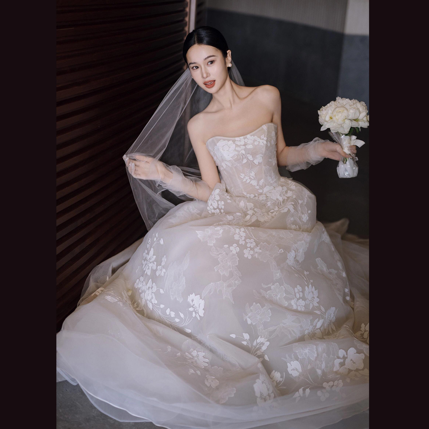 Французское кружевное легкое свадебное платье-топик 2026 new bride с небольшой текстурой высокого класса из основной пряжи forest go out