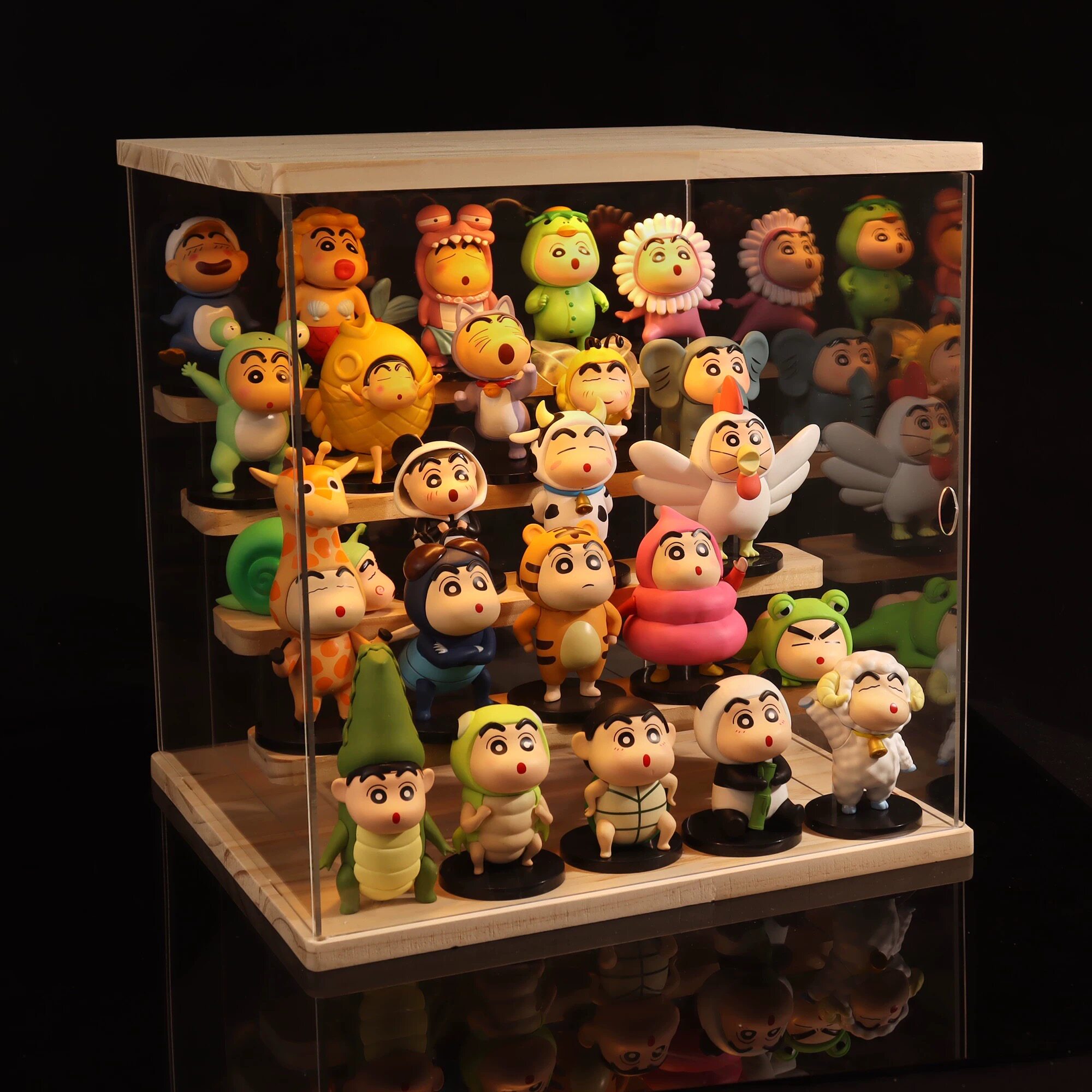 Мелок Shin-chan Blind Box Ручной Офисный мальчик серии Подарок на день рождения Кукла на День Святого Валентина Shinnosuke Периферийное игрушечное украшение