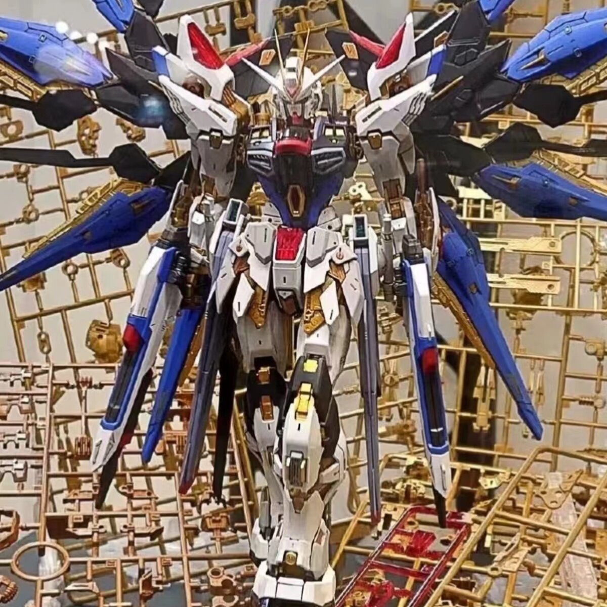 Собранная Гандамом игрушечная модель Ao Bing HG Unicorn Assault Freedom MG Red Heresy Mecha Строительные блоки ручной работы для мальчика