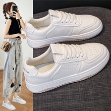 Little White Shoes for Girls Spring and Autumn Flat Thick Sole 2024 Popular Summer Thin Breathable New Pop Versatile Casual Sports Board Shoes