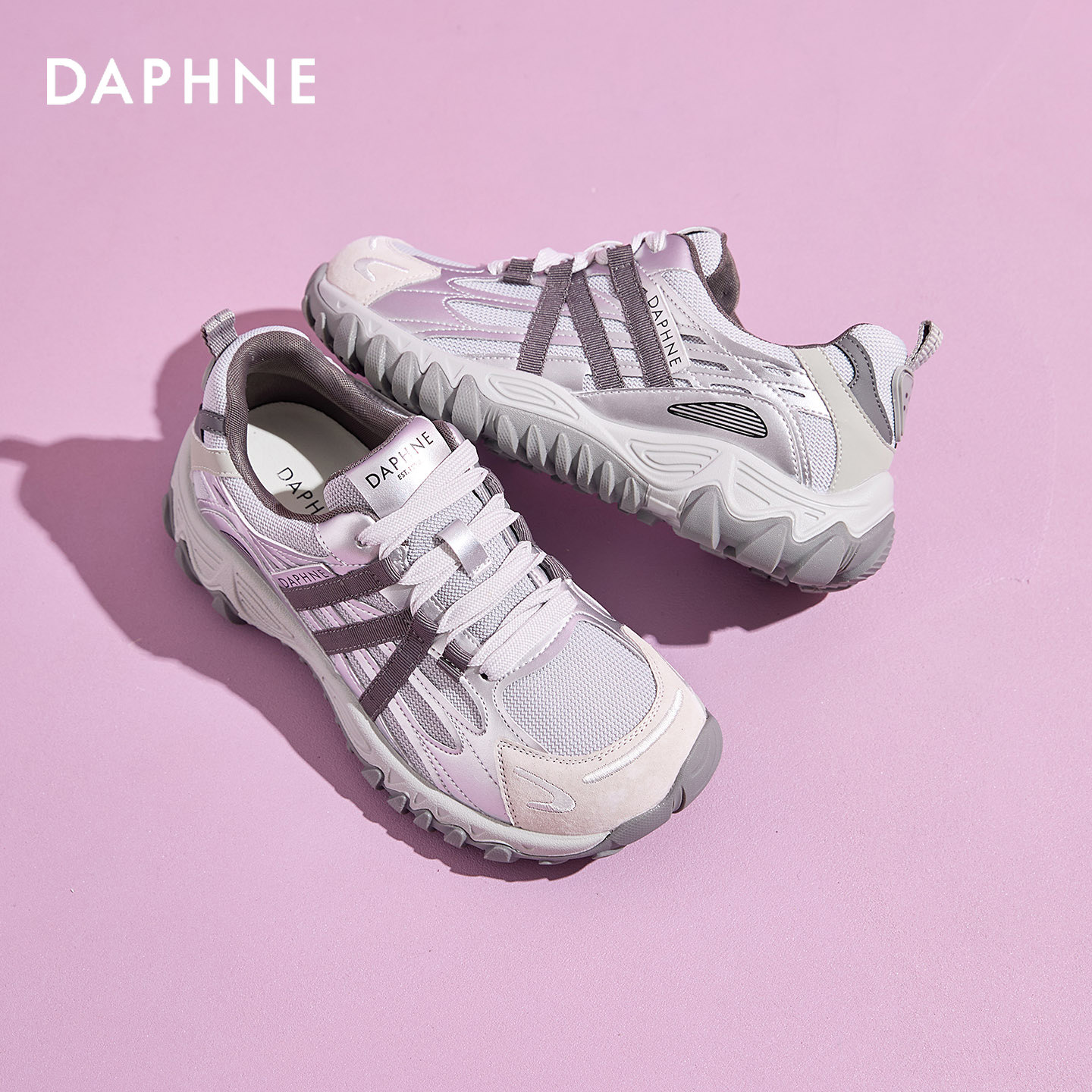 Daphne/ уличная повседневная женская обувь на толстой подошве; коллекция 2026 года; новинка осени; модная универсальная легкая спортивная обувь для тренировок на мягкой подошве