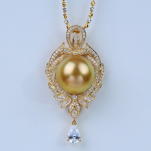 Customer Customized Ye Piaopiao Recommended 18K Philippine Gold Pearl Diamond Pendant with Natural Seawater Pearl